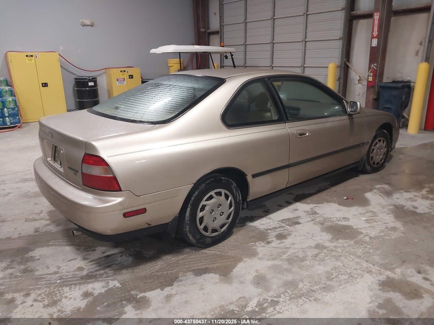 1HGCD7234RA053648 1994 HONDA ACCORD photo no. 4