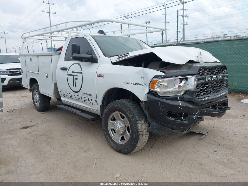 RAM 2500 TRADESMAN 4X4 8 BOX