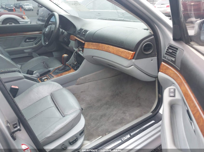 WBADT43492GY44754 2002 BMW 5ER photo no. 5