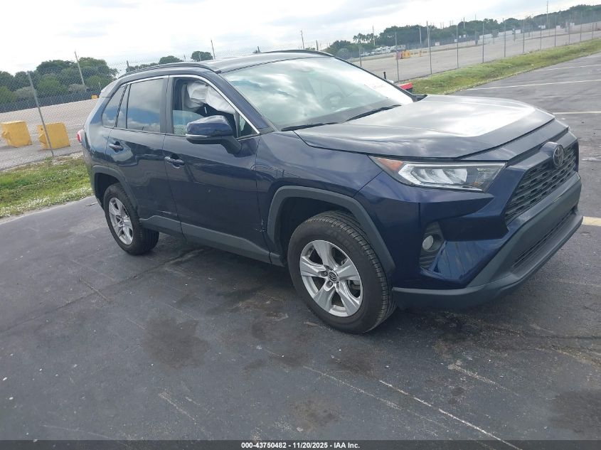TOYOTA RAV4 XLE
