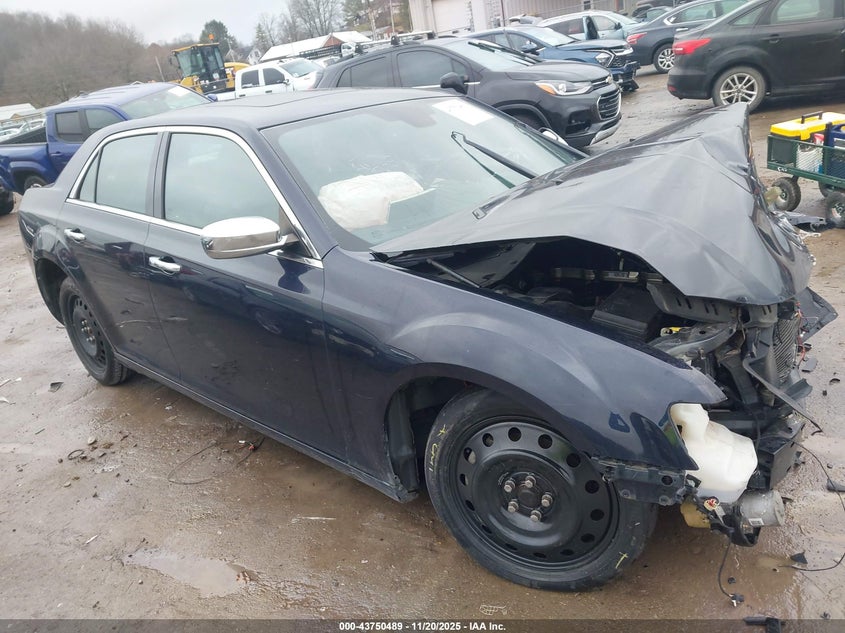 2011 Chrysler 300C VIN: 2C3CA6CT5BH563695 Lot: 43750489