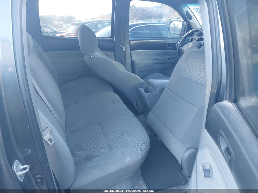 2011 Toyota Tacoma Base V6 VIN: 3TMLU4EN7BM062993 Lot: 43750493