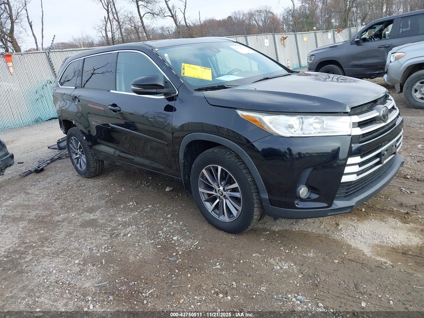 2017 Toyota Highlander Xle VIN: 5TDJZRFH5HS518416 Lot: 43750511