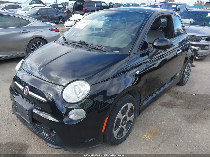 2015 Fiat 500E Battery Electric VIN: 3C3CFFGE0FT549763 Lot: 43750549