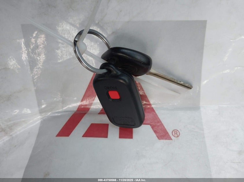 2005 Toyota Corolla Le VIN: 1NXBR32E55Z506010 Lot: 43750566