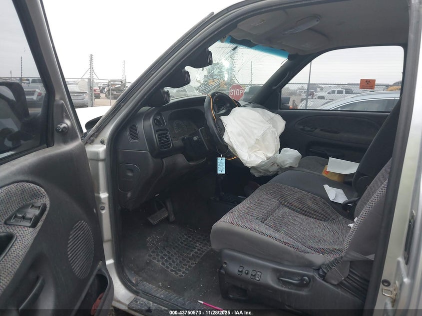 2001 Dodge Ram 2500 St