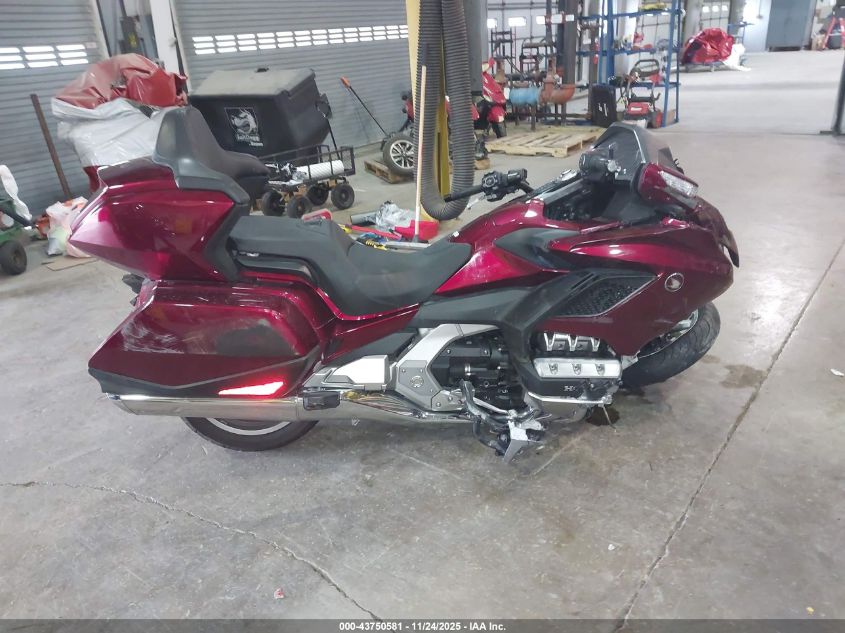 2018 Honda Gl1800 VIN: JH2SC7906JK001677 Lot: 43750581