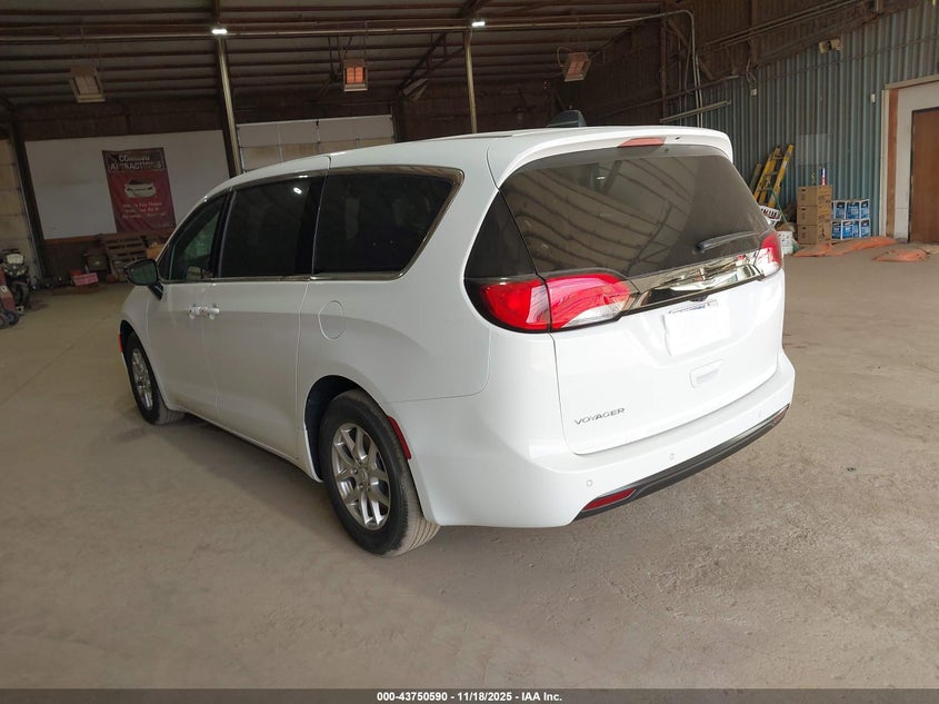 2C4RC1CG8TR192467 2026 CHRYSLER VOYAGER photo no. 3