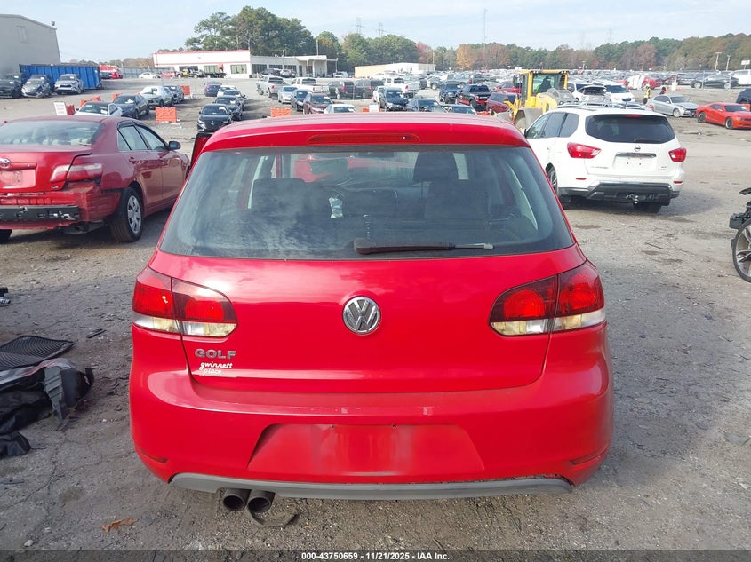 2011 Volkswagen Golf 2.5L 4-Door VIN: WVWDA7AJ7BW323802 Lot: 43750659