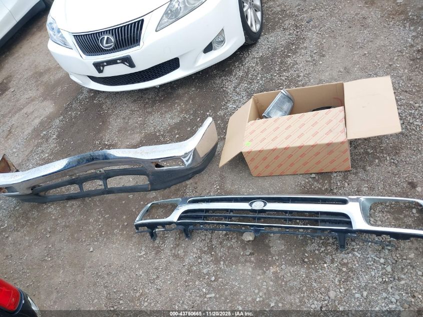 1993 Toyota Pickup 1/2 Ton Short Whlbase Stb VIN: 4TARN81A6PZ092635 Lot: 43750665