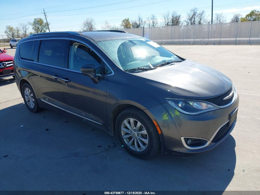 CHRYSLER PACIFICA TOURING L
