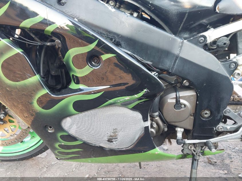 2000 Kawasaki Zx600 J1 VIN: JKAZX4J18YA009160 Lot: 43750795