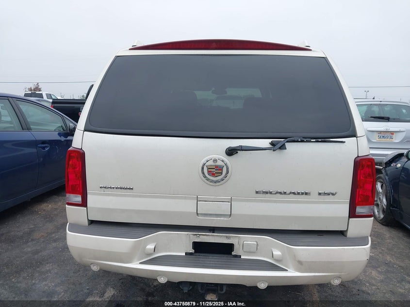 2004 Cadillac Escalade Esv Platinum Edition VIN: 3GYFK66N24G338358 Lot: 43750879