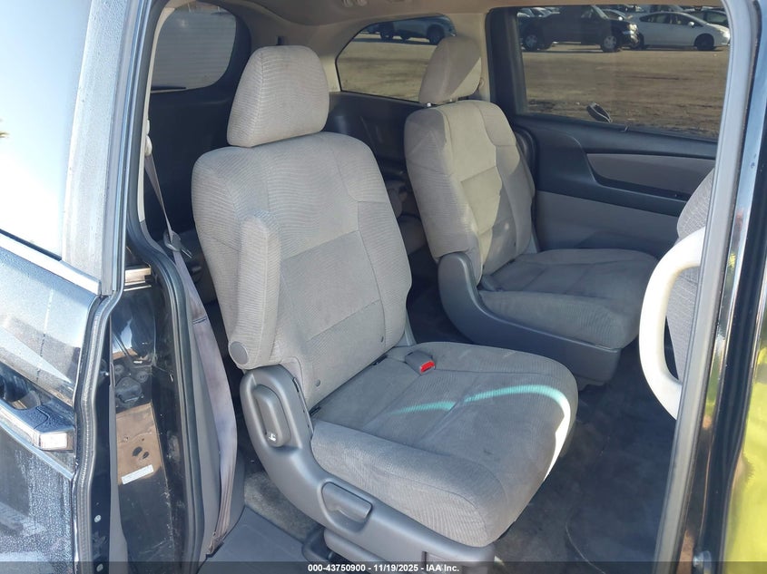5FNRL5H47CB037054 2012 HONDA ODYSSEY photo no. 8