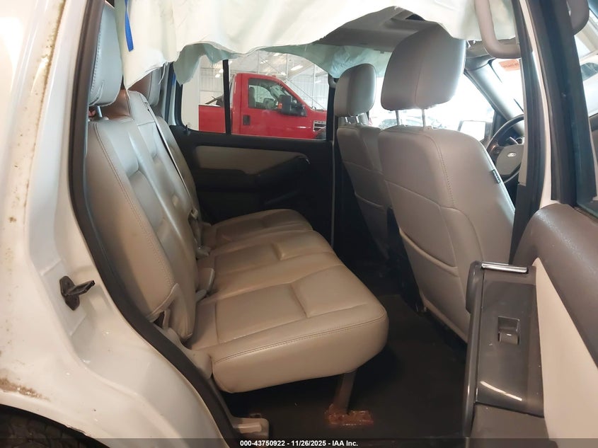 2008 Ford Explorer Xlt VIN: 1FMEU63E18UB36528 Lot: 43750922