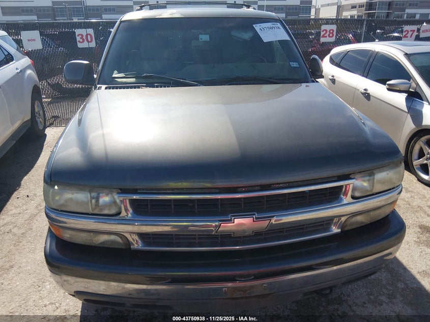 2001 Chevrolet Suburban 1500 Lt VIN: 1GNEC16T11J144793 Lot: 43750938