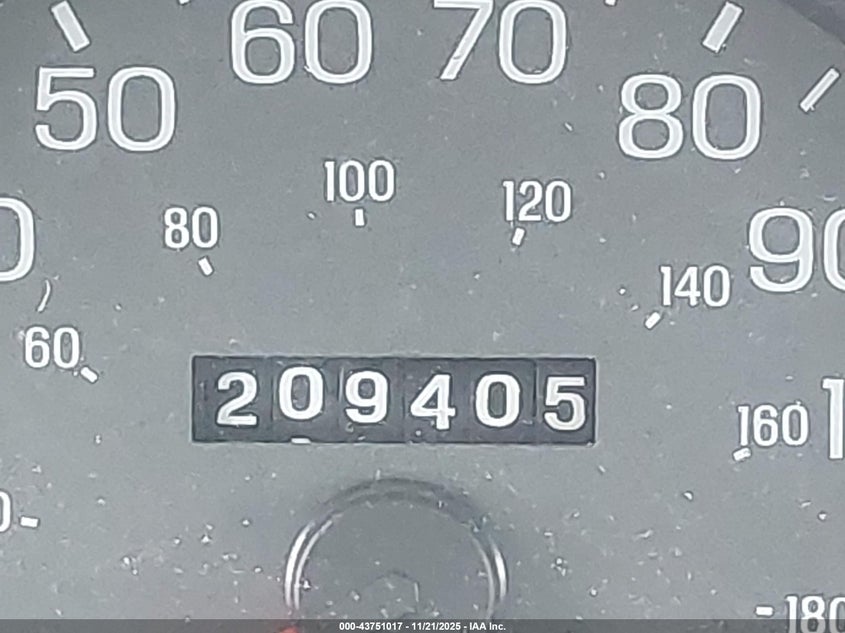 2004 Mercury Grand Marquis Gs VIN: 2MEFM74W14X657398 Lot: 43751017