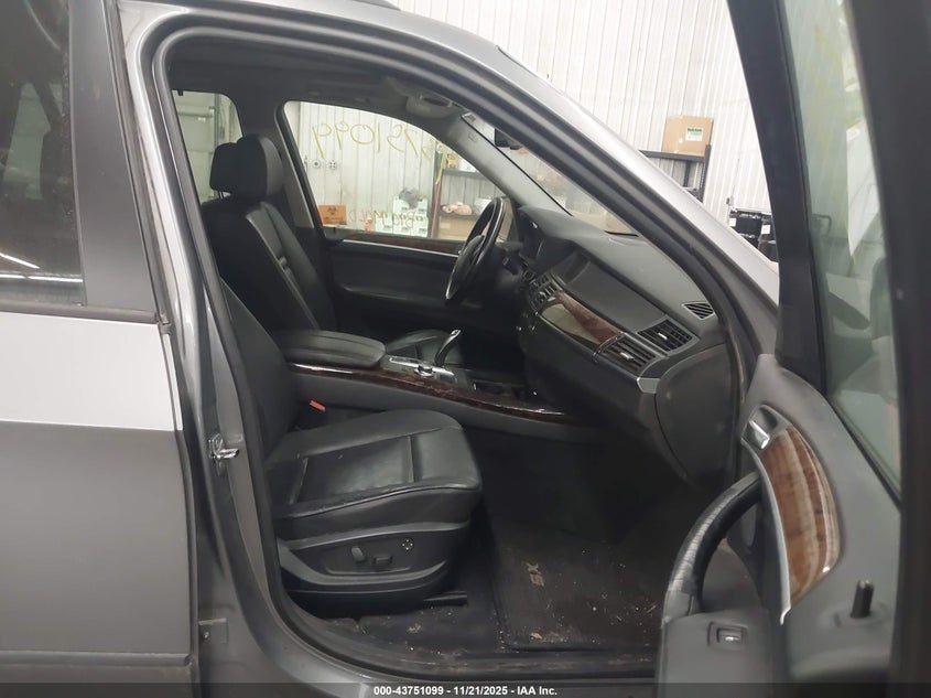 5UXFE43588L021343 2008 BMW X5 photo no. 5