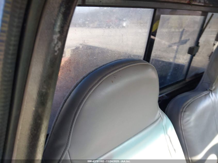 2000 Ford Ranger Xl/Xlt VIN: 1FTYR10C2YPB30566 Lot: 43751102