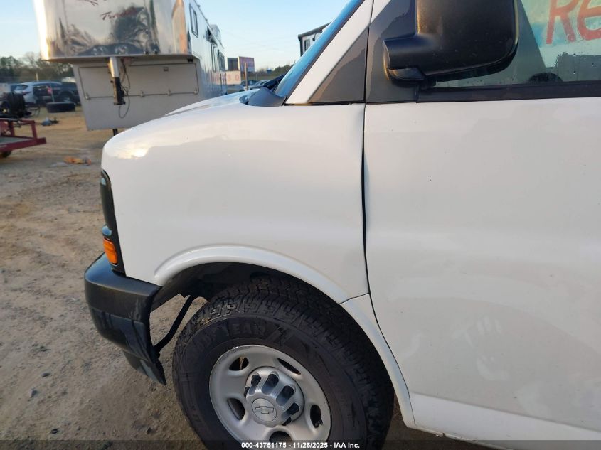 2017 Chevrolet Express 2500 Work Van VIN: 1GCWGAFF8H1246565 Lot: 43751175