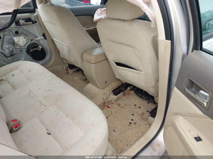 2009 Ford Fusion VIN: 3FSAHP07Z69R19026 Lot: 43751196