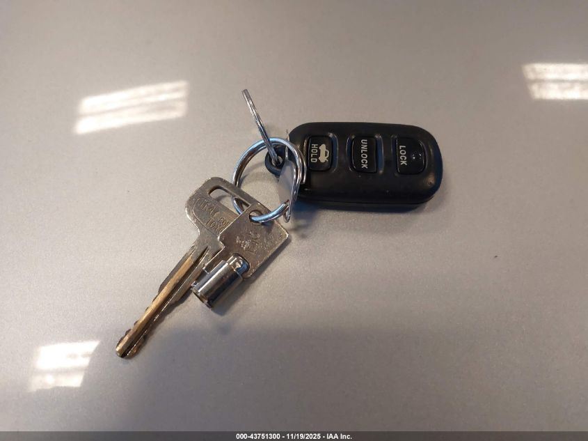 2004 Toyota Camry Le VIN: 4T1BE32K74U347698 Lot: 43751300