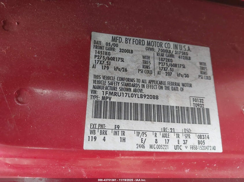 2000 Ford Expedition Eddie Bauer VIN: 1FMRU17L0YLB92088 Lot: 43751361