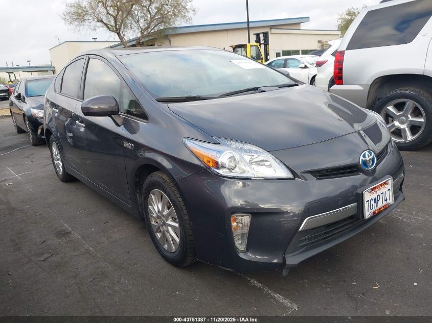 TOYOTA PRIUS PLUG-IN