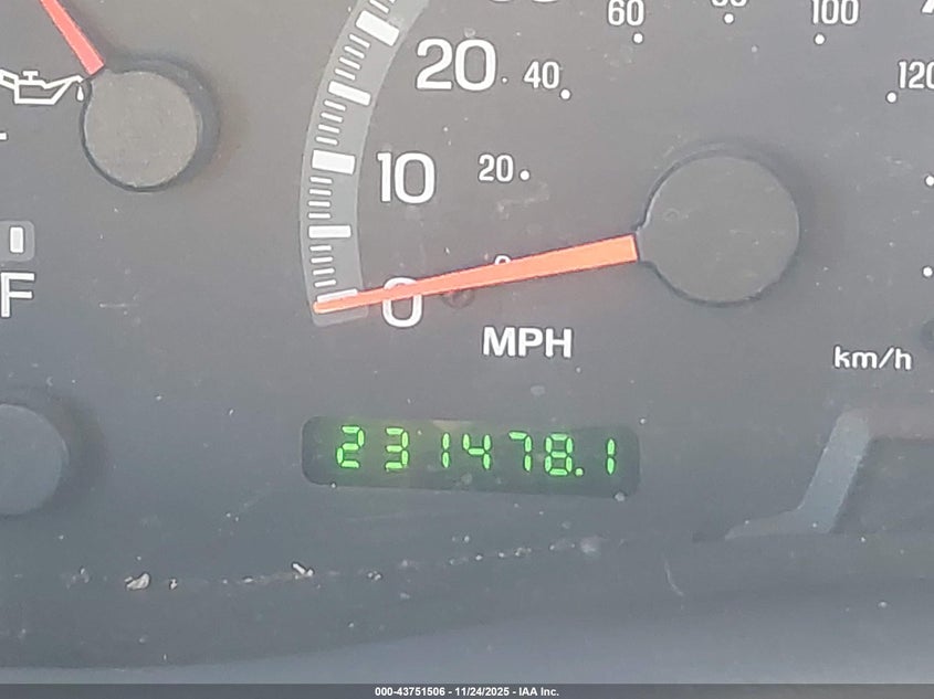 2002 Ford F-150 Lariat/Xl/Xlt VIN: 1FTRX18L62NB81022 Lot: 43751506