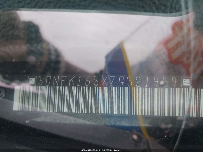 2007 Chevrolet Suburban 1500 Lt VIN: 3GNFK163X7G321939 Lot: 43751528