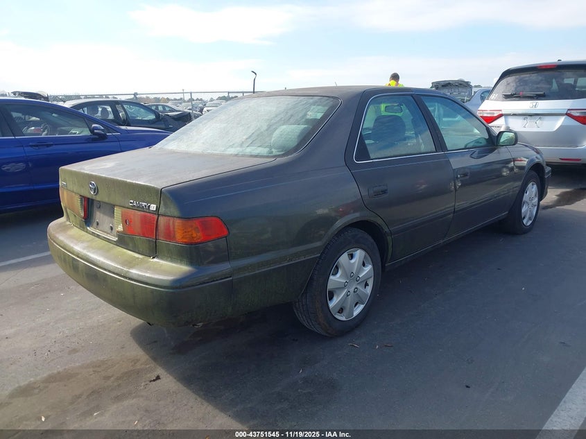 4T1BG22K81U838636 2001 TOYOTA CAMRY photo no. 4