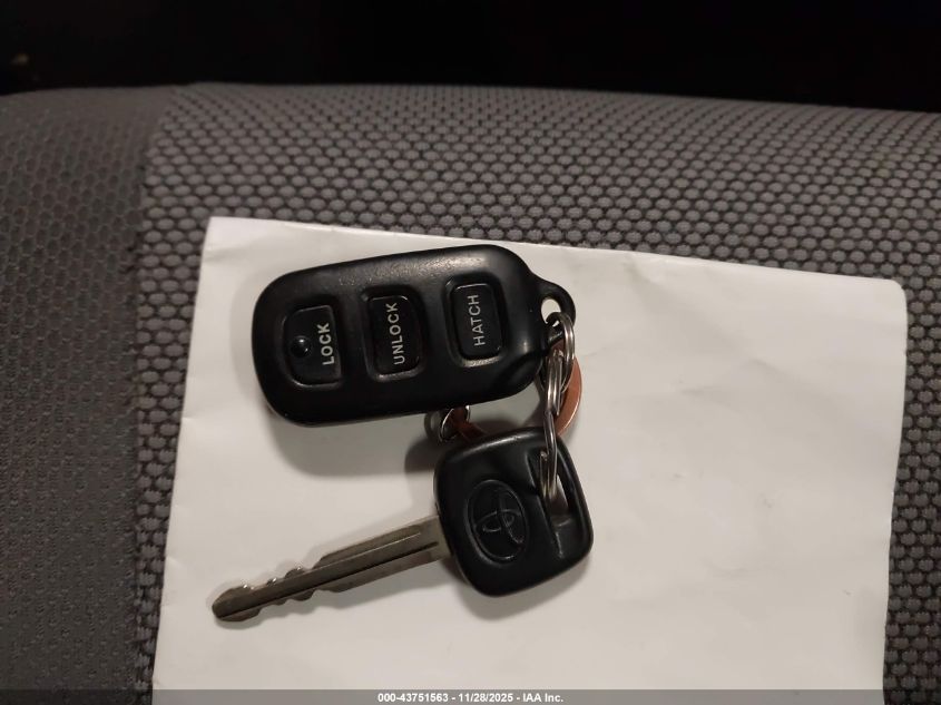 2003 Toyota Matrix Xr VIN: 2T1LR32E73C053415 Lot: 43751563