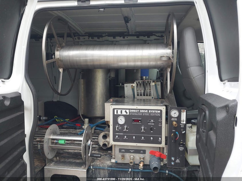 2018 Chevrolet Express 2500 Work Van VIN: 1GCWGAFG5J1904759 Lot: 43751590