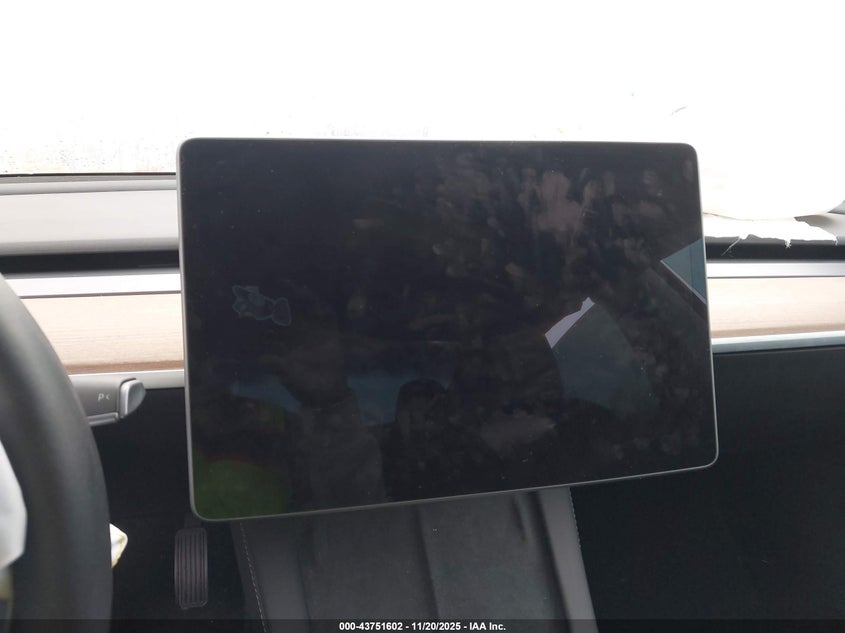 2023 Tesla Model 3 Long Range Dual Motor All-Wheel Drive VIN: 5YJ3E1EB1PF633780 Lot: 43751602