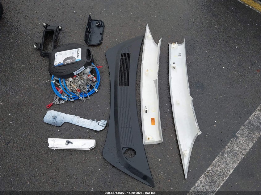 2023 Tesla Model 3 Long Range Dual Motor All-Wheel Drive VIN: 5YJ3E1EB1PF633780 Lot: 43751602