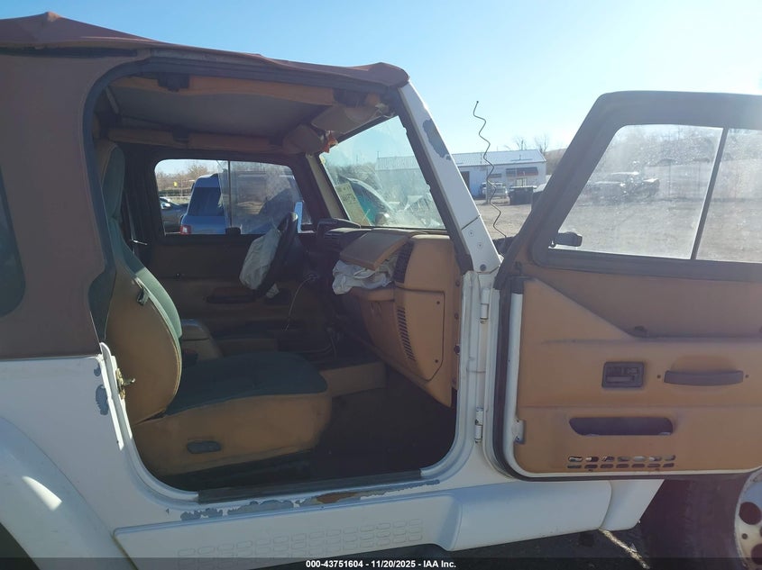1998 Jeep Wrangler Sahara