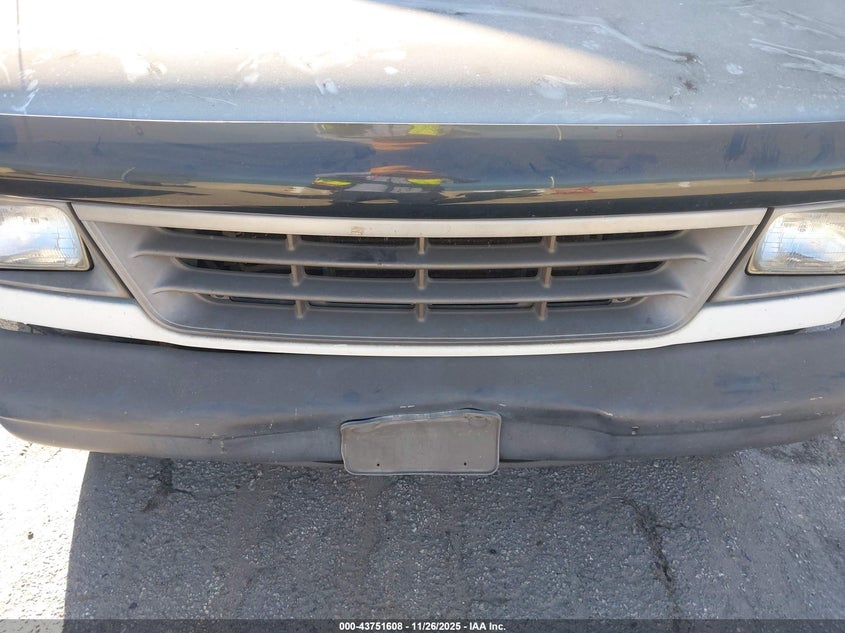 1994 Ford Econoline E350 Super Duty Van VIN: 1FTJS34G0RHA39337 Lot: 43751608