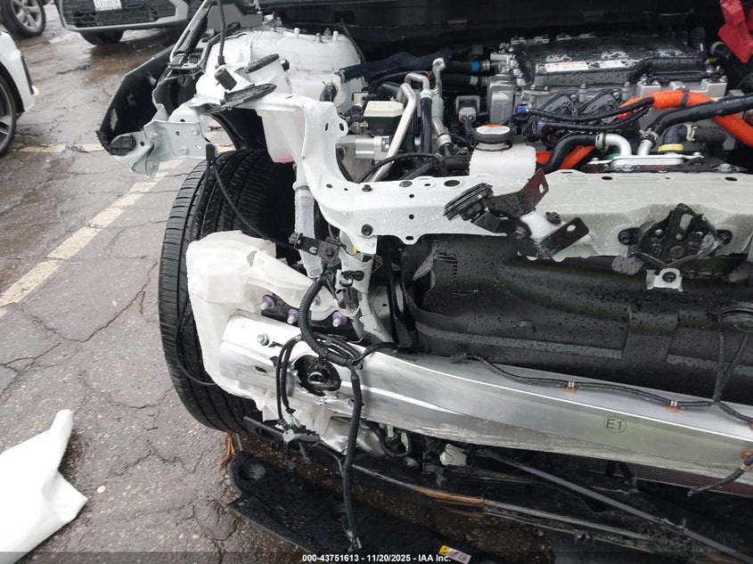 2025 Toyota Bz4X Limited VIN: JTMAAAAA5SA066295 Lot: 43751613