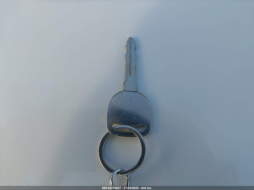 2004 Chevrolet Tahoe Ls VIN: 1GNEK13TX4R208133 Lot: 43751637