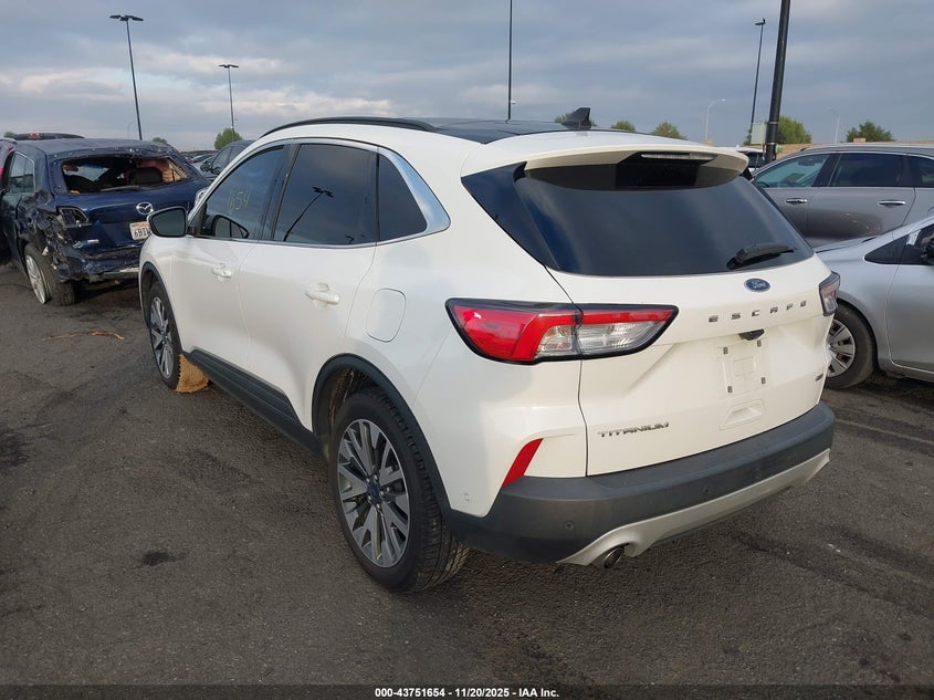 2020 Ford Escape Titanium Hybrid