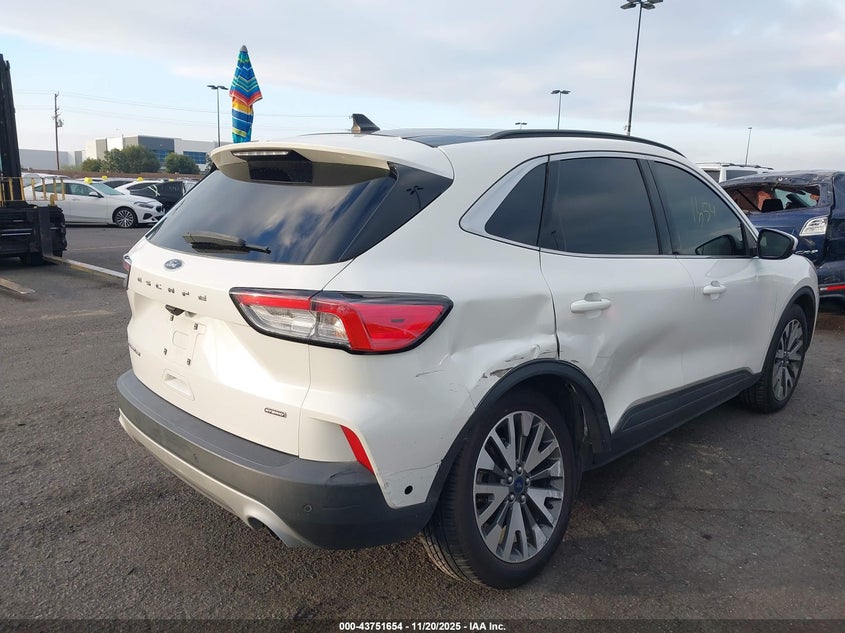 2020 Ford Escape Titanium Hybrid