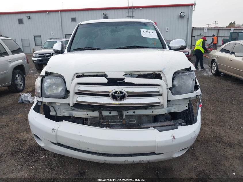 2005 Toyota Tundra Sr5 V8 VIN: 5TBET34155S488988 Lot: 43751741