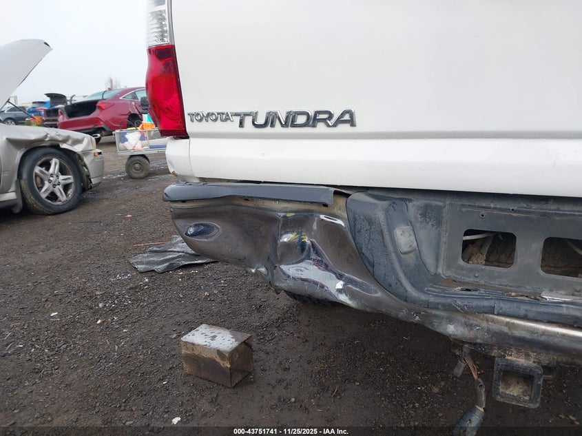 2005 Toyota Tundra Sr5 V8 VIN: 5TBET34155S488988 Lot: 43751741