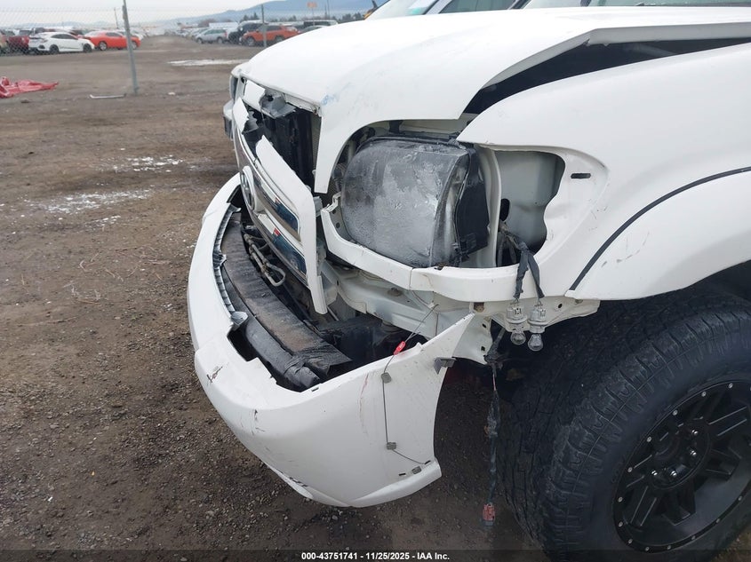 2005 Toyota Tundra Sr5 V8 VIN: 5TBET34155S488988 Lot: 43751741