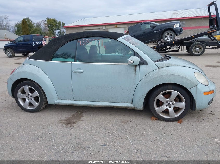 2006 Volkswagen New Beetle 2.5 VIN: 3VWSF31YX6M304274 Lot: 43751771