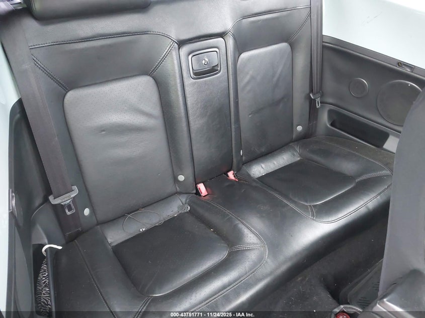 2006 Volkswagen New Beetle 2.5 VIN: 3VWSF31YX6M304274 Lot: 43751771