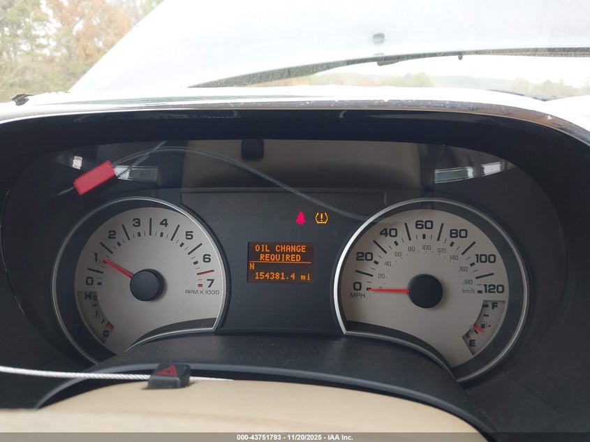 2009 Ford Explorer Eddie Bauer VIN: 1FMEU64E69UA32262 Lot: 43751793