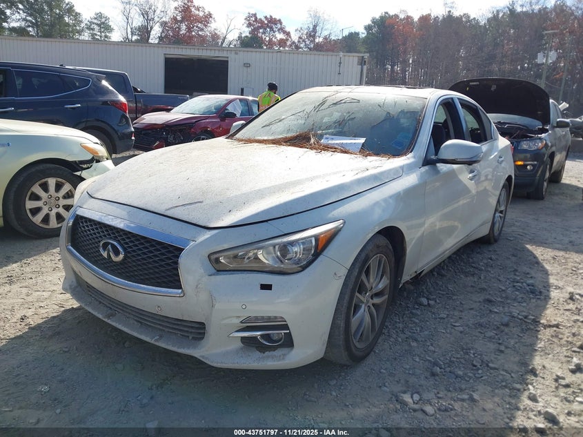 JN1EV7AP1HM744161 2017 INFINITI Q50 photo no. 2