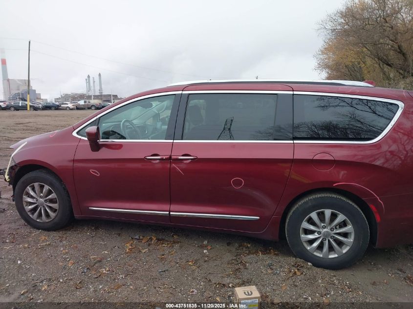 2018 Chrysler Pacifica Touring L VIN: 2C4RC1BG9JR119607 Lot: 43751835