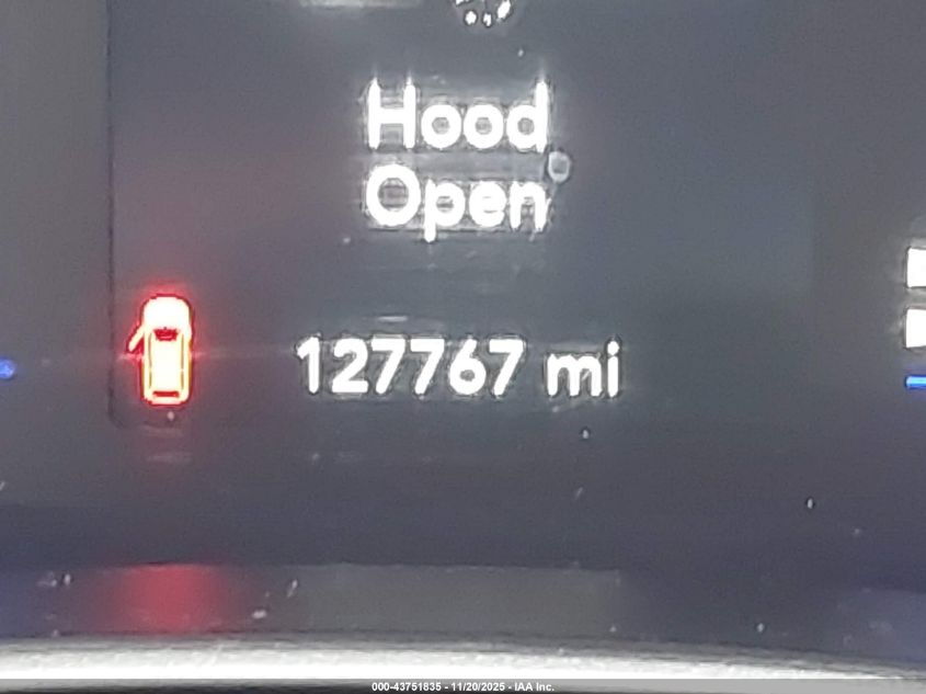 2018 Chrysler Pacifica Touring L VIN: 2C4RC1BG9JR119607 Lot: 43751835